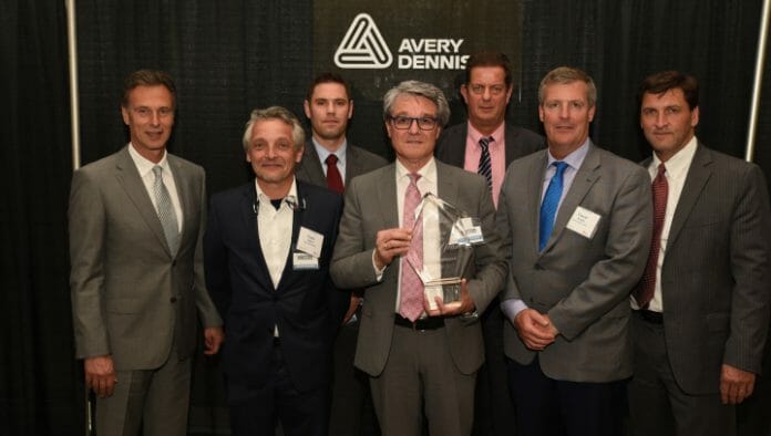 IND_Avery-Denn-Suppliers Award 2017_ADPR359a Avery Dennison