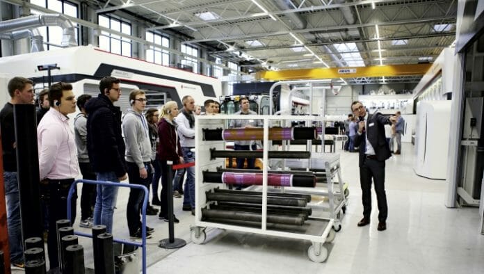 Windmöller & Hölscher, W&H, Ausbildung