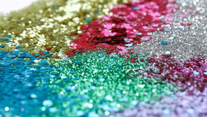 Ronald Britton, Glitter, Veredelung,
