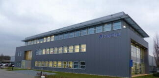 Fuji Seal, Pago