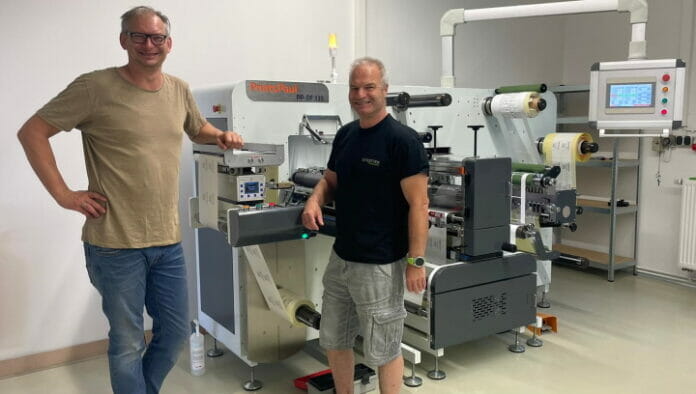 IND_PrintsPaul-Etikettenmacherei-PPDF 330 PrintsPaul, Etikettenmacherei, Weiterverarbeitung,