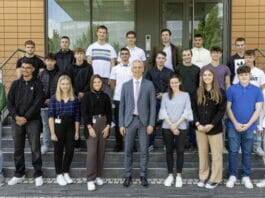 Schreiner Group, Ausbildung,