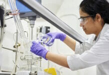 Avery Dennison, TÜV Austria, Schmelzkleber, Zertifizierung,