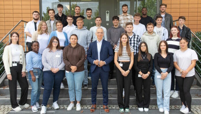 Schreiner Group, Ausbildung,