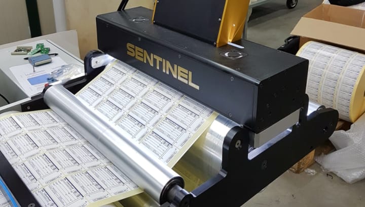 Neri Labels, DeCoSystem, Prati Srl, Druckbildkontrolle, Qualitätskontrolle, 