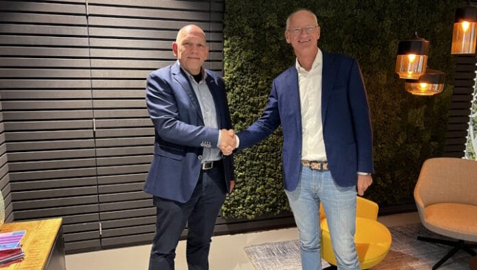 Geostick, Van Leeuwen Gevaarsetiketten,