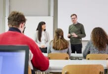 HdM Hochschule der Medien Stuttgart, Weiterbildung,