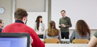 HdM Hochschule der Medien Stuttgart, Weiterbildung,