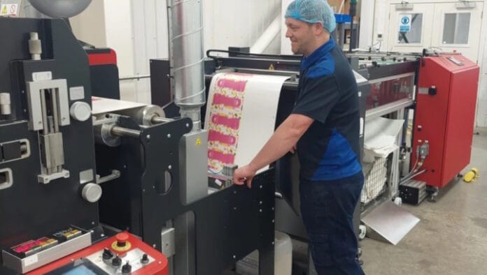 KennedySmith Press, Xeikon, Faltschachteln,