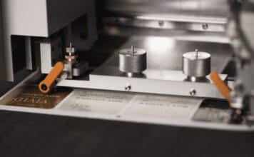 Vivid Laminating Technologies, Schneidplotter,