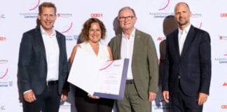Carini, Ausbildung,
