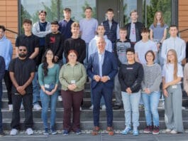 Schreiner Group, Ausbildung,