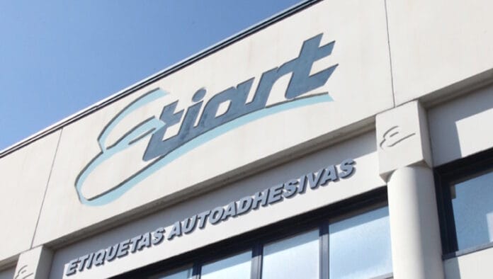Tikedo Srl, Etiart SL, Etiquetas Adhegrafic
