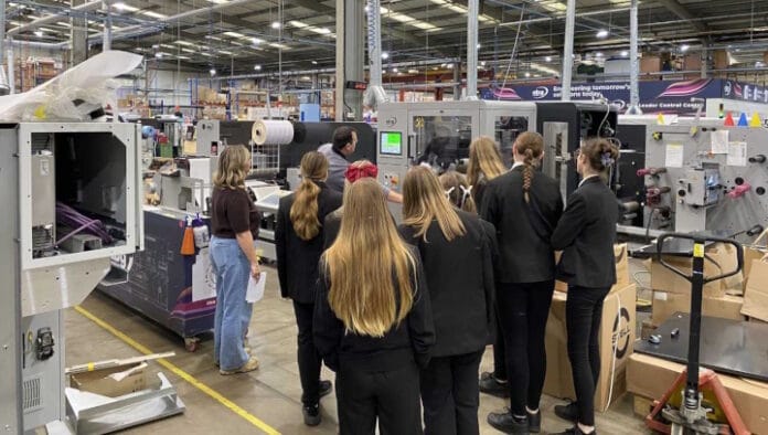 IND_ABG-Frauen Ingenieurwesen AB Graphic,