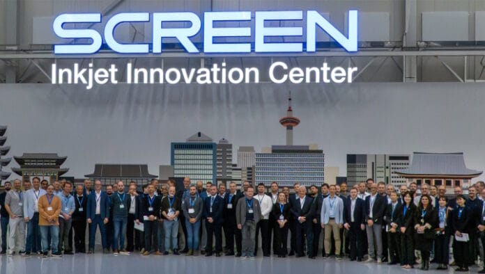 IND_Screen-Pharma Open House Screen Europe, Faller Packaging, Inkjetdruck,