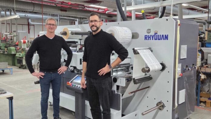 B&T Tec, Etiket Schiller, Finishing, Veredelung, Weiterverarbeitung, Rhyguan Machinery,