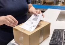 Für Linerless-Etiketten mit starker Haftung HERMA, Haftklebstoffe, Linerless,